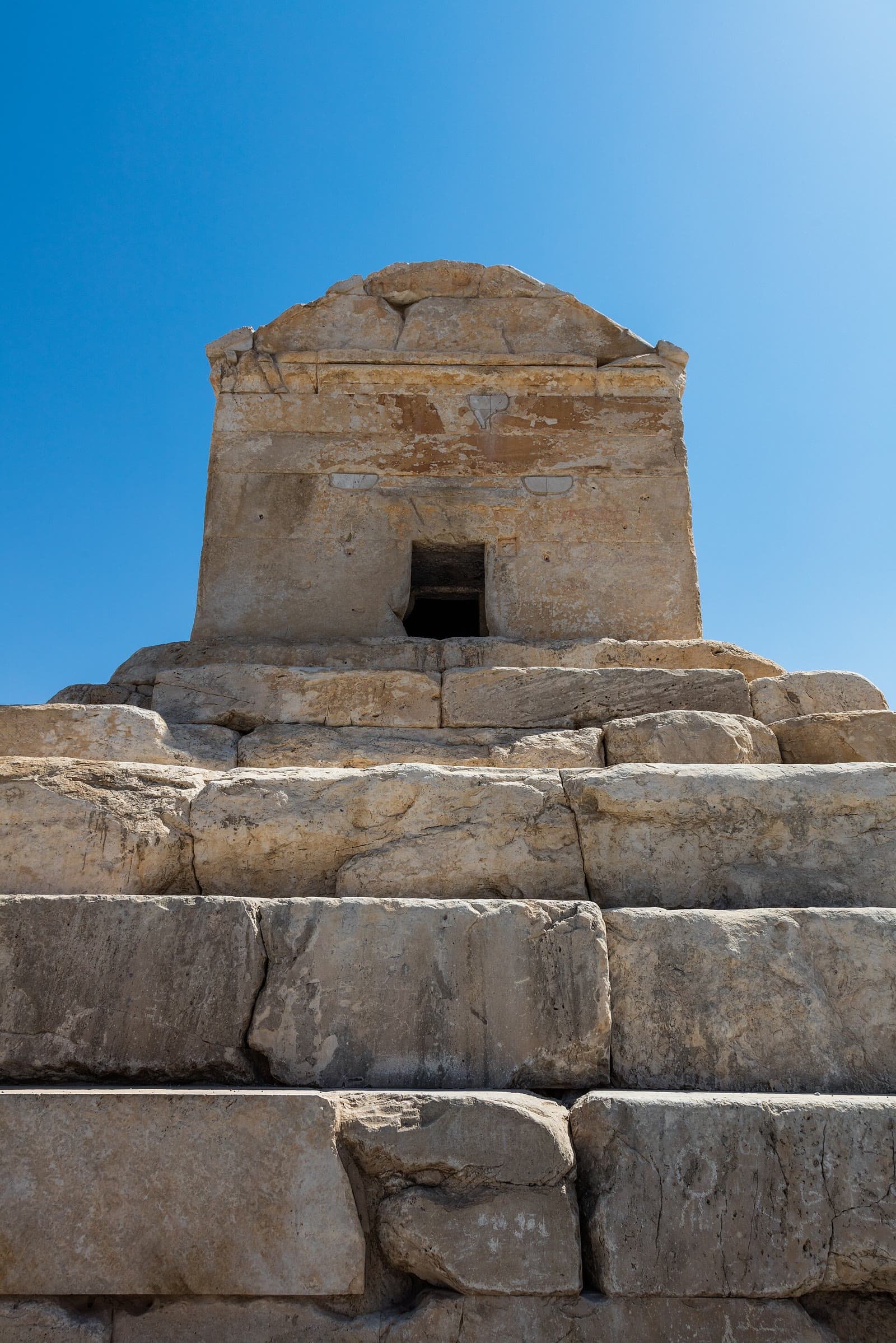 کوروش بزرگ